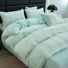 Load image into Gallery viewer, Rabbit Faux Fur Quilt Cover Set - Green