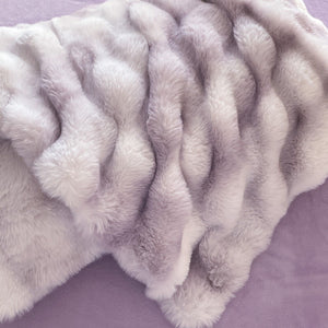 Sculpted Faux Fur Quilt Cover set
