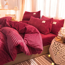 Load image into Gallery viewer, Soft Corduroy Velvet Fleece Quilt Cover Set - Red