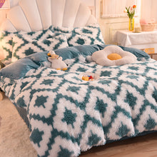 Load image into Gallery viewer, Fluffy Faux Mink &amp; Velvet Fleece Quilt Cover Set - Diamond
