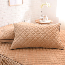 Load image into Gallery viewer, Velvet Fleece Quilt Cover Set - Camel