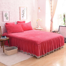 Load image into Gallery viewer, Velvet Fleece Quilt Cover Set - Rose
