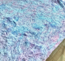 Load image into Gallery viewer, Rainbow Fluffy Blanket set with pillowcases