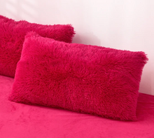 Load image into Gallery viewer, Fluffy Cushions and Pillowcases