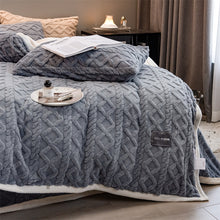 Load image into Gallery viewer, Pineapple Fleece Quilt Cover Set - Grey