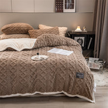 Load image into Gallery viewer, Pineapple Fleece Quilt Cover Set - Coffee