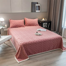 Load image into Gallery viewer, Pineapple Fleece Quilt Cover Set - Pink