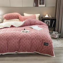 Load image into Gallery viewer, Pineapple Fleece Quilt Cover Set - Pink