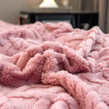 Load image into Gallery viewer, Pineapple Fleece Quilt Cover Set - Pink