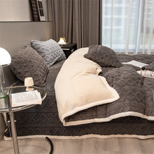Load image into Gallery viewer, Pineapple Fleece Quilt Cover Set - Charcoal
