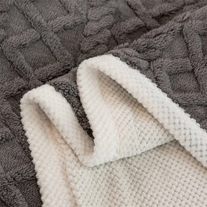 Pineapple Fleece Blanket - Charcoal