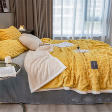 Load image into Gallery viewer, Pineapple Fleece Blanket - Yellow