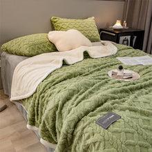 Load image into Gallery viewer, Pineapple Fleece Blanket - Green