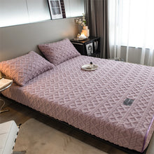 Load image into Gallery viewer, Pineapple Fleece Fitted Sheet - Purple