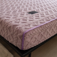 Load image into Gallery viewer, Pineapple Fleece Fitted Sheet - Purple