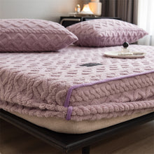 Load image into Gallery viewer, Pineapple Fleece Fitted Sheet - Purple