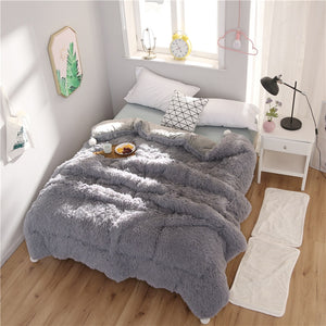 Fluffy Quilt Comforter - Grey