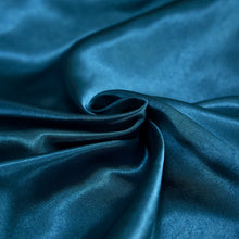 Load image into Gallery viewer, Satin Bedding Set - Royal Blue