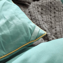 Load image into Gallery viewer, Brushed thermal Quilt Comforter - Mint
