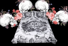 Load image into Gallery viewer, Sugar Love Skull Bedding Set