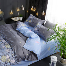 Load image into Gallery viewer, Lilly Bedding Set - 4 pieces