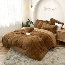 Load image into Gallery viewer, Fluffy Faux Mink &amp; Velvet Fleece Quilt Cover Set - Brown