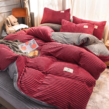 Load image into Gallery viewer, Soft Corduroy Velvet Fleece Quilt Cover Set - Grey Rose Fantasy