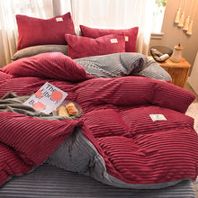 Load image into Gallery viewer, Soft Corduroy Velvet Fleece Quilt Cover Set - Grey Rose Fantasy