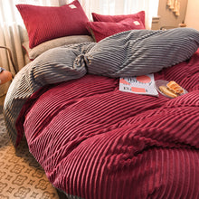 Load image into Gallery viewer, Soft Corduroy Velvet Fleece Quilt Cover Set - Grey Rose Fantasy