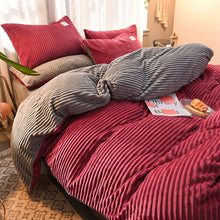 Load image into Gallery viewer, Soft Corduroy Velvet Fleece Quilt Cover Set - Grey Rose Fantasy