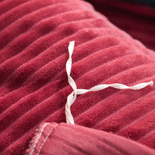 Load image into Gallery viewer, Soft Corduroy Velvet Fleece Quilt Cover Set - Green Rose Fantasy