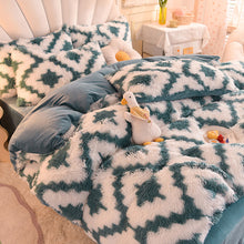Load image into Gallery viewer, Fluffy Faux Mink &amp; Velvet Fleece Quilt Cover Set - Diamond