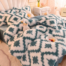 Load image into Gallery viewer, Fluffy Faux Mink &amp; Velvet Fleece Quilt Cover Set - Diamond