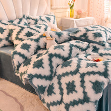 Load image into Gallery viewer, Fluffy Faux Mink &amp; Velvet Fleece Quilt Cover Set - Diamond