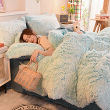 Load image into Gallery viewer, Fluffy Faux Mink &amp; Velvet Fleece Quilt Cover Set - Blue white