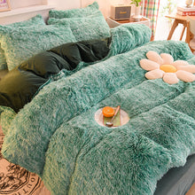 Load image into Gallery viewer, Fluffy Faux Mink &amp; Velvet Fleece Quilt Cover Set - Green White