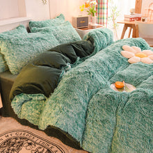 Load image into Gallery viewer, Fluffy Faux Mink &amp; Velvet Fleece Quilt Cover Set - Green White