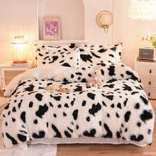 Load image into Gallery viewer, Fluffy Faux Mink &amp; Velvet Fleece Quilt Cover Set - Cow