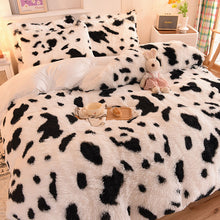 Load image into Gallery viewer, Fluffy Faux Mink &amp; Velvet Fleece Quilt Cover Set - Cow