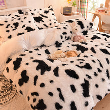 Load image into Gallery viewer, Fluffy Faux Mink &amp; Velvet Fleece Quilt Cover Set - Cow