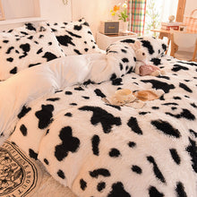 Load image into Gallery viewer, Fluffy Faux Mink &amp; Velvet Fleece Quilt Cover Set - Cow