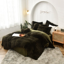 Load image into Gallery viewer, Fluffy Faux Mink &amp; Velvet Fleece Quilt Cover Set - Dark Green