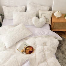 Load image into Gallery viewer, Fluffy Faux Mink &amp; Velvet Fleece Quilt Cover Set - Pure White