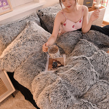 Load image into Gallery viewer, Fluffy Faux Mink &amp; Velvet Fleece Quilt Cover Set - Black white