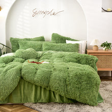 Load image into Gallery viewer, Fluffy Faux Mink &amp; Velvet Fleece Quilt Cover Set - Avocado