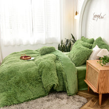 Load image into Gallery viewer, Fluffy Faux Mink &amp; Velvet Fleece Quilt Cover Set - Avocado