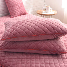 Load image into Gallery viewer, Velvet Fleece Quilt Cover Set - Pink