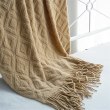 Load image into Gallery viewer, Knitted Blanket Throw