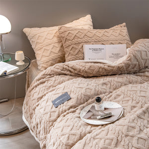 Pineapple Fleece Quilt Cover Set - Camel