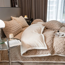 Load image into Gallery viewer, Pineapple Fleece Quilt Cover Set - Camel